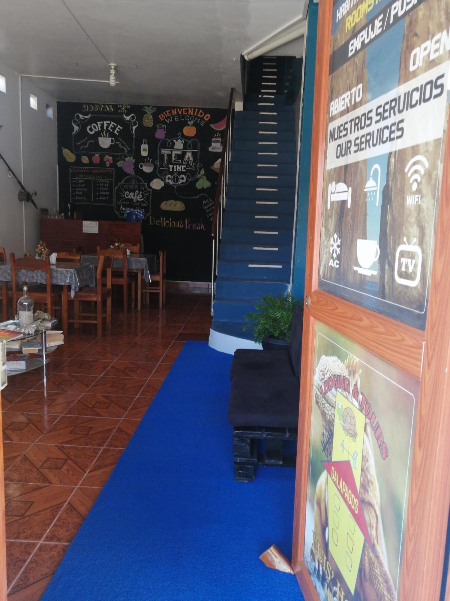 Hostal La Casa De Luis Puerto Baquerizo Moreno Kültér fotó