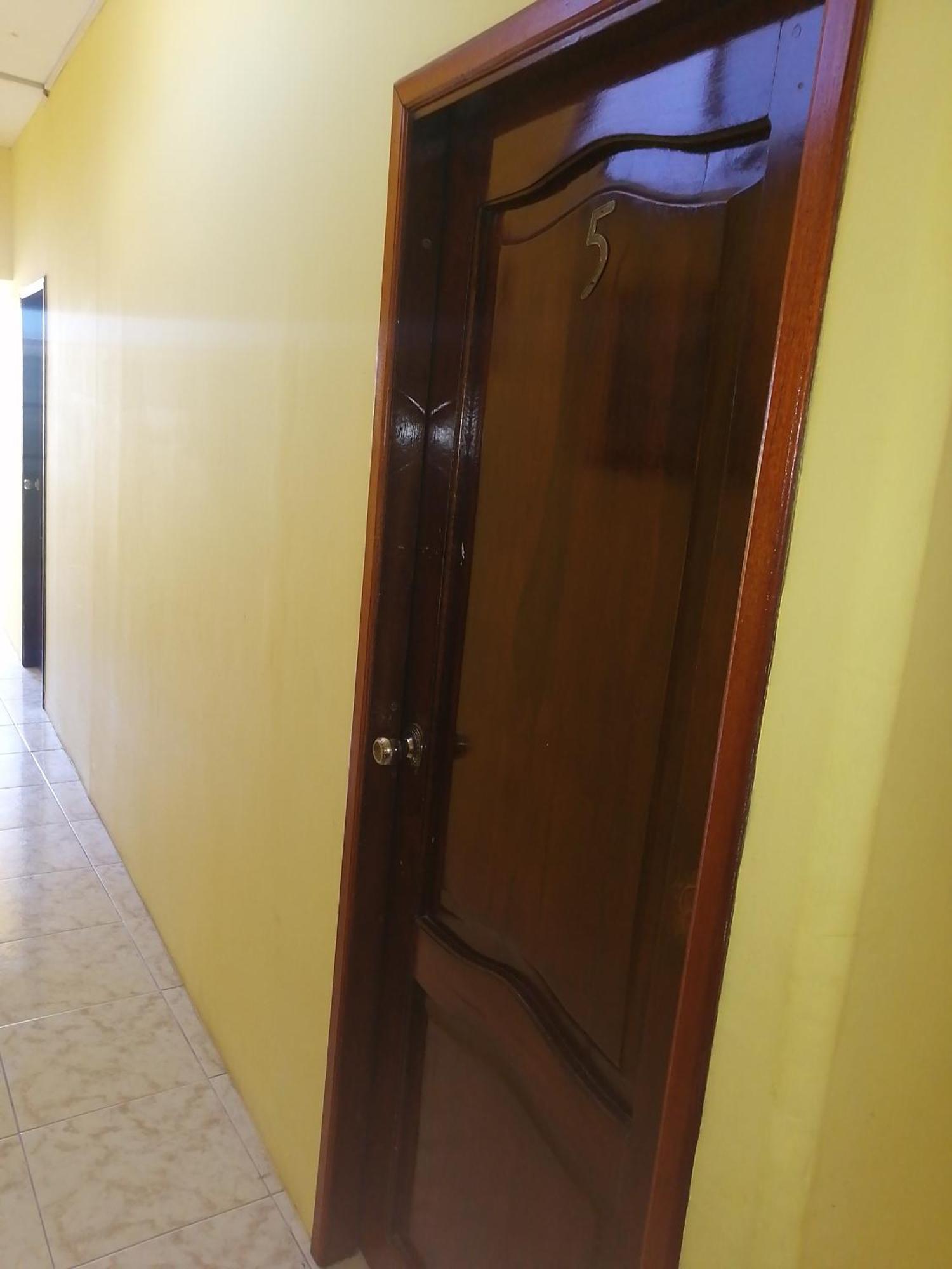 Hostal La Casa De Luis Puerto Baquerizo Moreno Kültér fotó